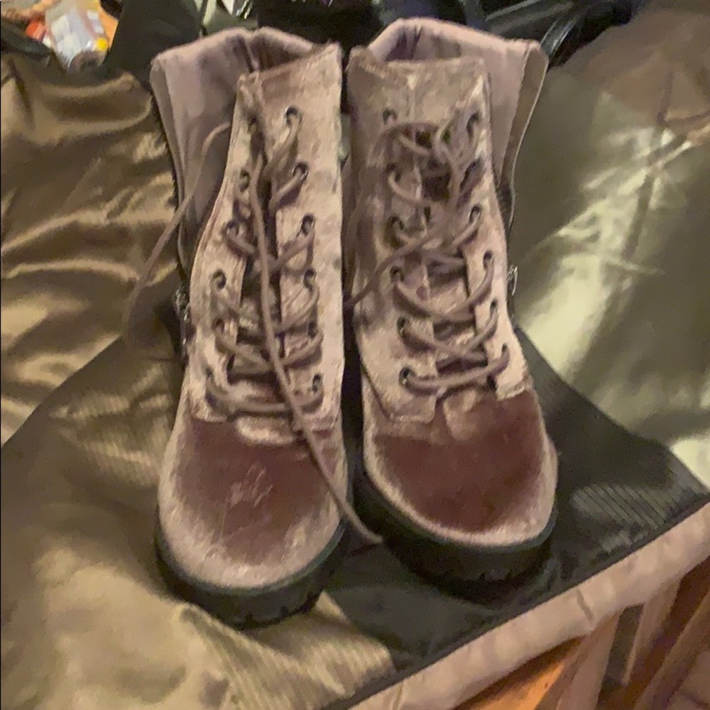 Zip up boots on side lace up in front madden girl